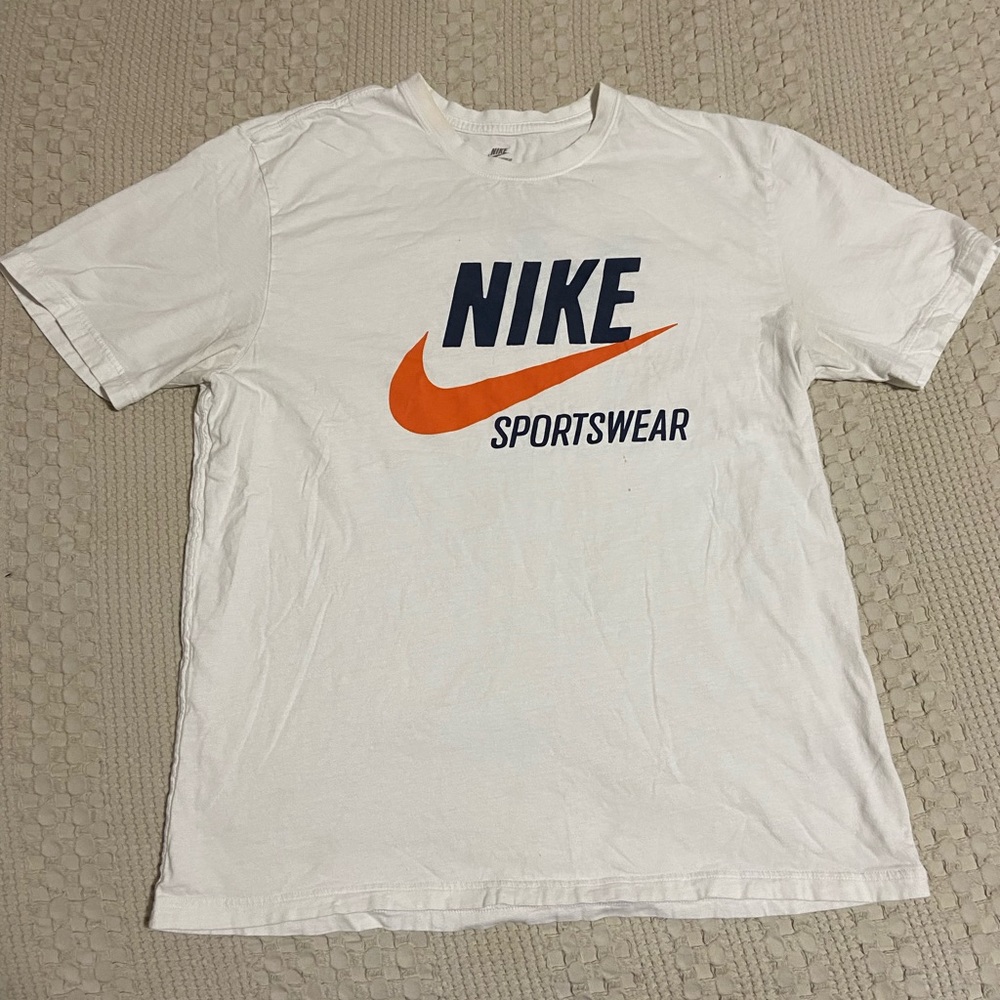 Nike tee shirt